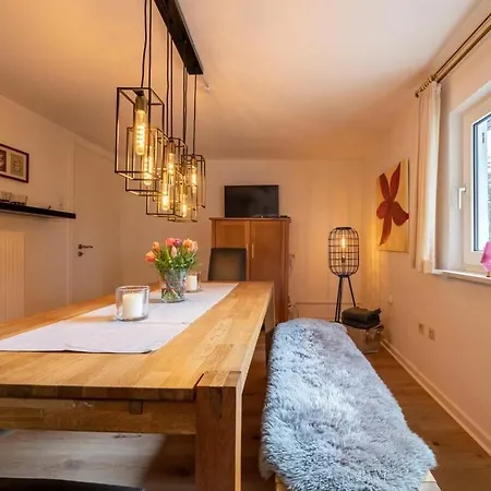 Panorama Modern Retreat *